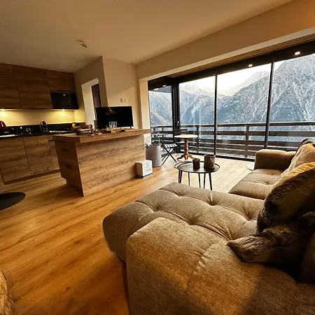 Face Au Glacier Apartment
